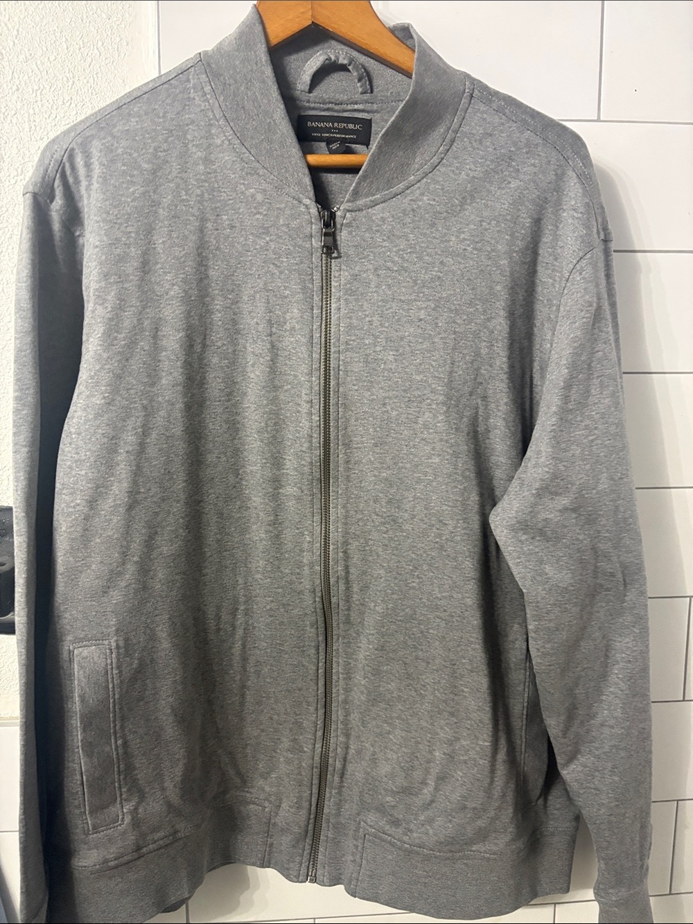 Banana Republic Men's Light Gray Zip-Up Knit BomberJacket